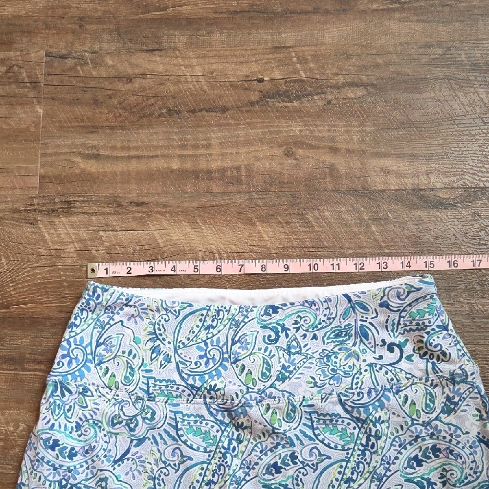 Weekend Routine Blue, Green And White Skort Size Large - Picture 7 of 9